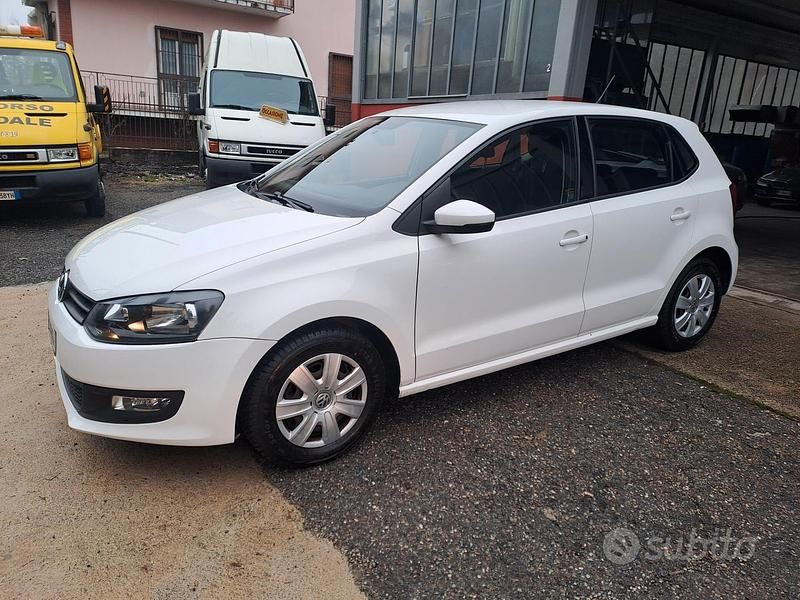 Usata VW Polo Comfortline 70 CV (51 kW) 2013 Bianco Berlina