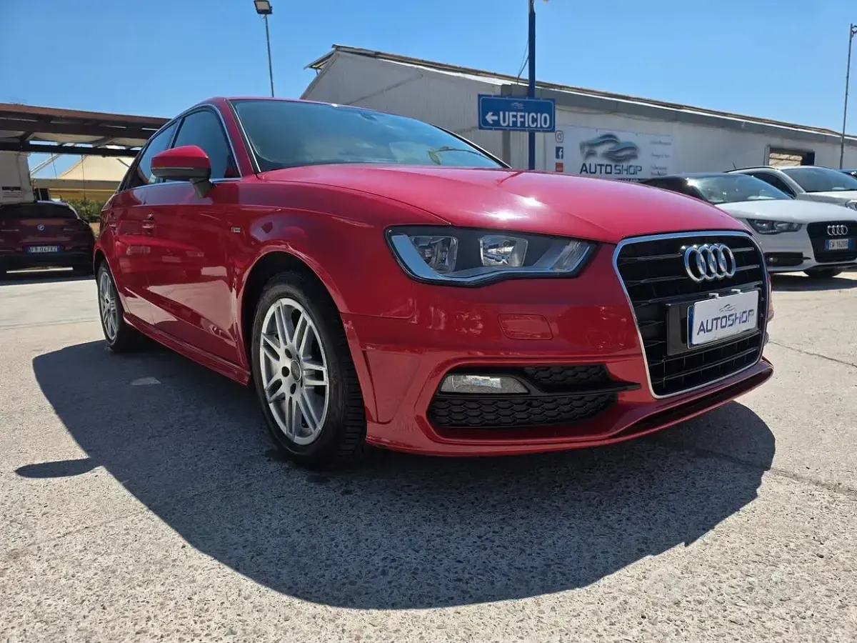 Usata Audi A3 Attraction 110 CV (80 kW) 2015 Rosso Berlina
