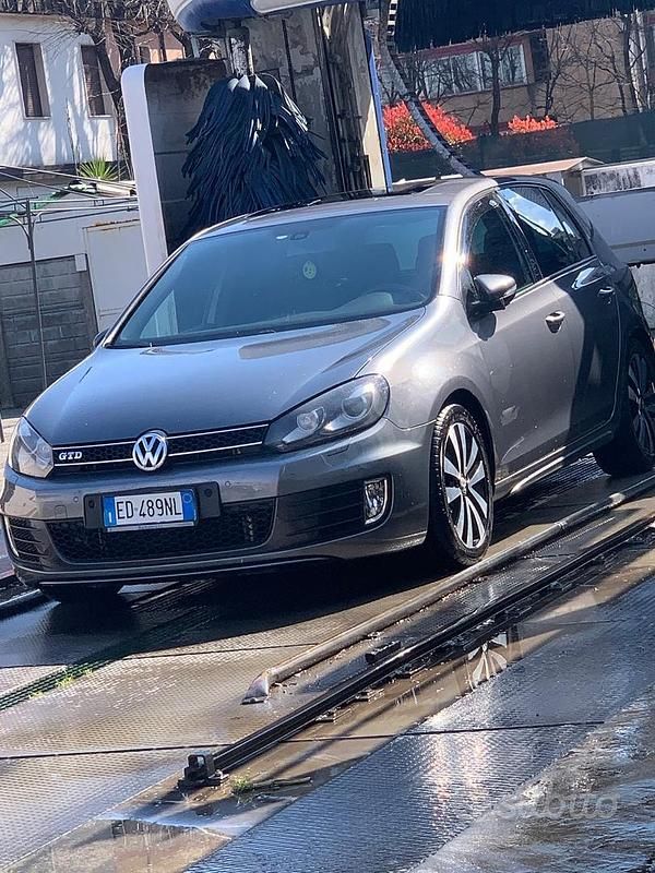 Usata VW Golf VI GTD 170 CV (125 kW) 2010 Grigio Utilitaria