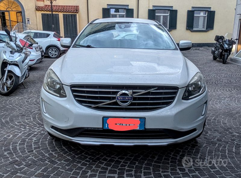 Usata Volvo XC60 Business Edition 163 CV (119 kW) 2014 Bianco SUV
