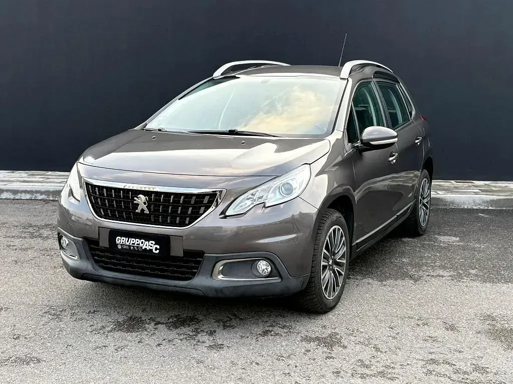 Usata Peugeot 2008 Allure 100 CV (73 kW) 2016 Other SUV