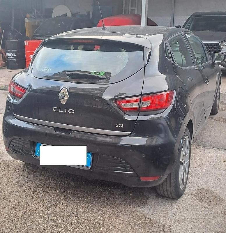 Usata Renault Clio IV 75 CV (55 kW) 2014 Nero Berlina