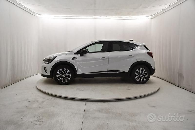 Usata Renault Captur Techno 140 CV (102 kW) 2023 Bianco SUV