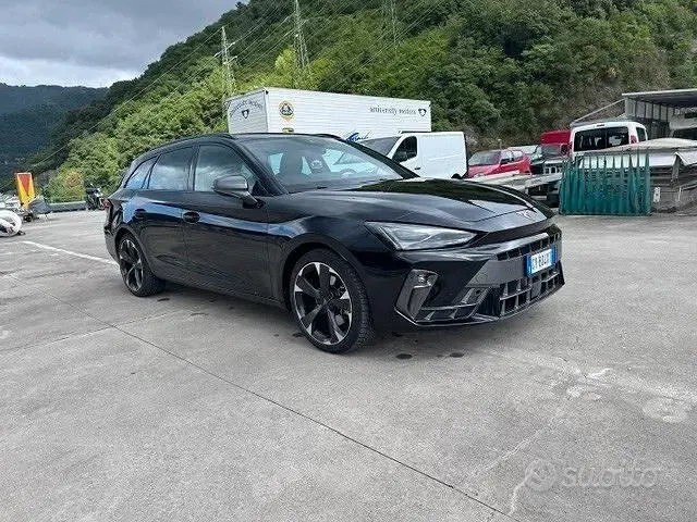 Usata Cupra Leon 150 CV (110 kW) 2025 Nero Station wagon