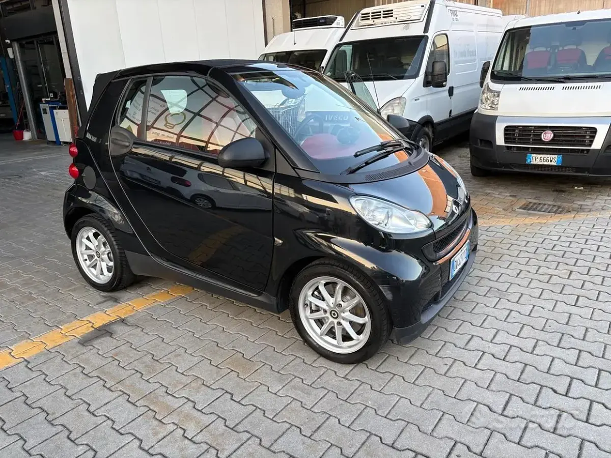 Usata Smart ForTwo Cabrio Passion 71 CV (52 kW) 2009 Nero Cabrio