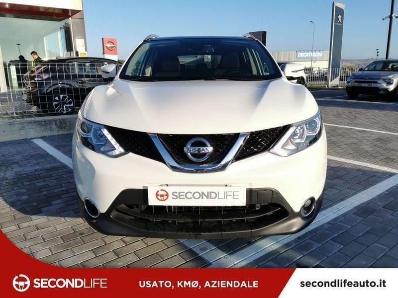 Usata Nissan Qashqai N-Connecta 110 CV (80 kW) 2017 Bianco SUV
