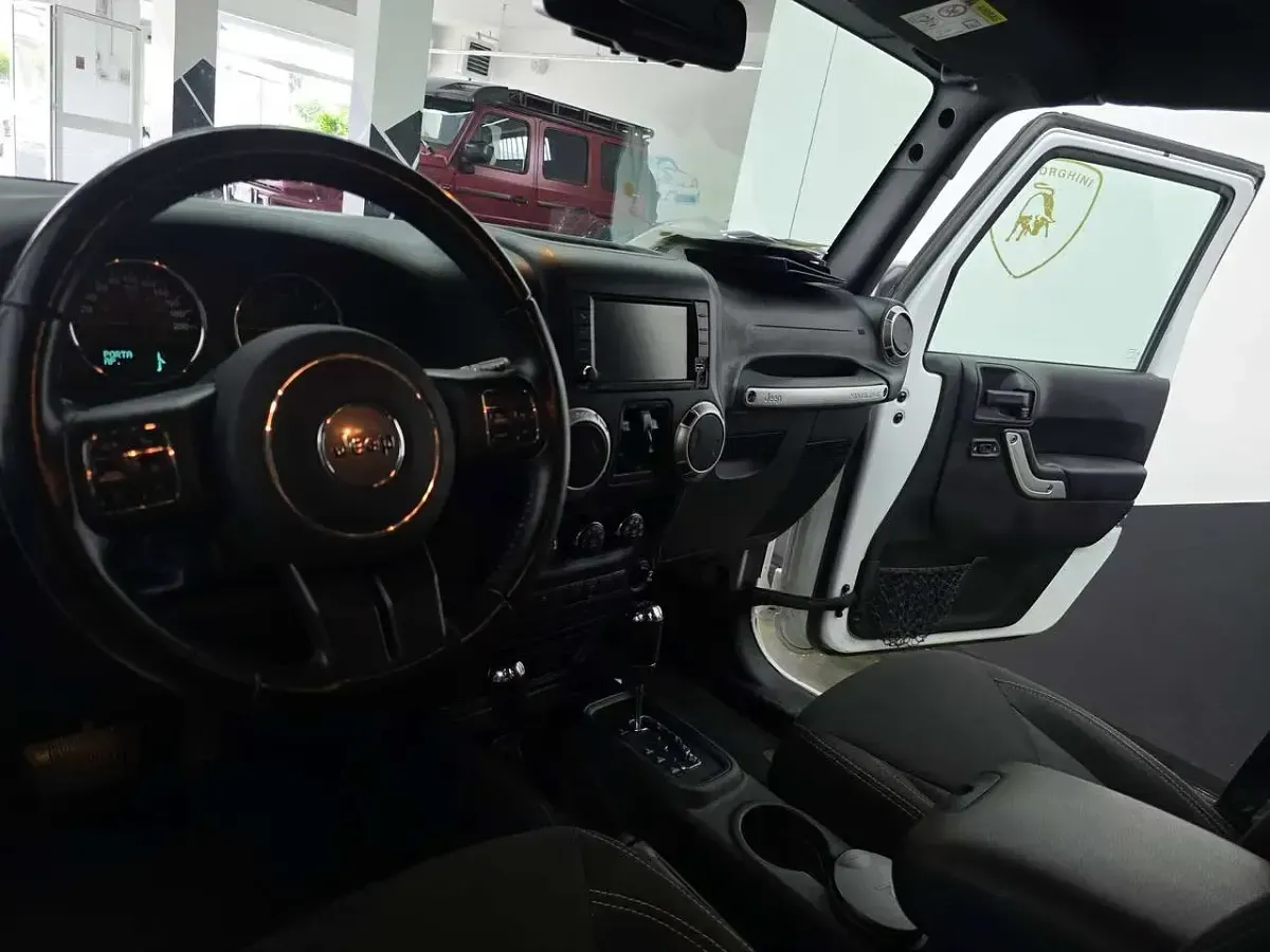Usata Jeep Wrangler Rubicon 200 CV (147 kW) 2018 Bianco SUV