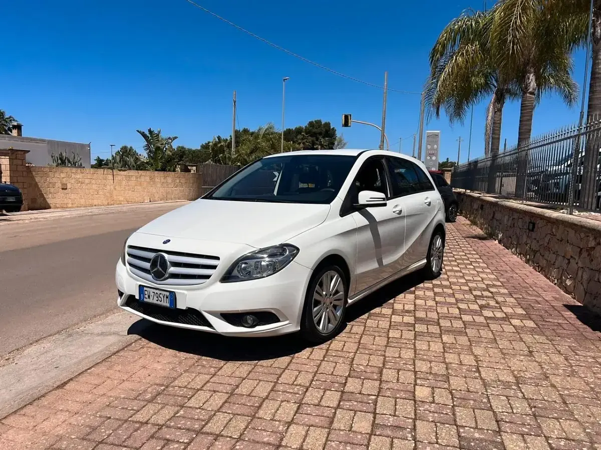 Usata Mercedes 180 Executive 89 CV (65 kW) 2014 Bianco Berlina