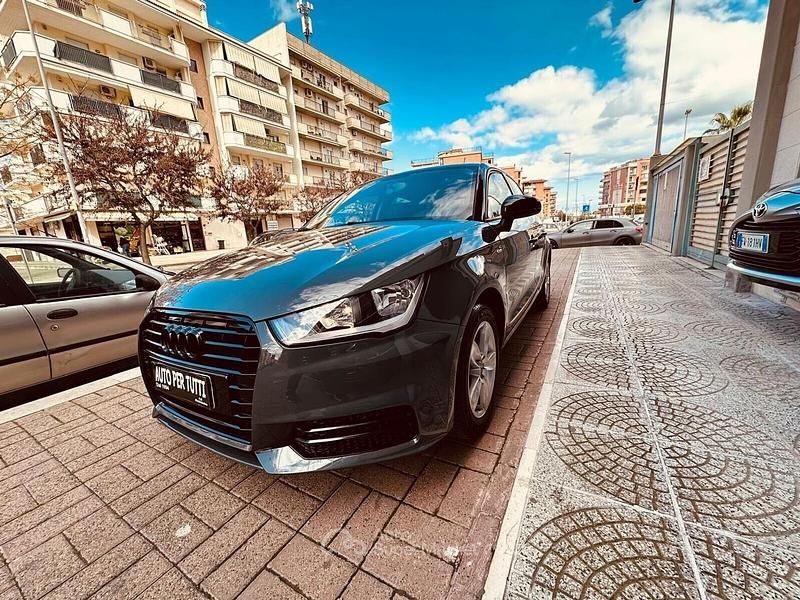 Usata Audi A1 Sport 90 CV (66 kW) 2016 Grigio Berlina