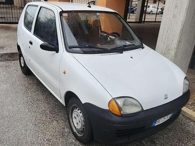 Bianco Usata 1999 Fiat Seicento Young Due volumi | 1100 € (Ottimo prezzo) - Immagine 1/4