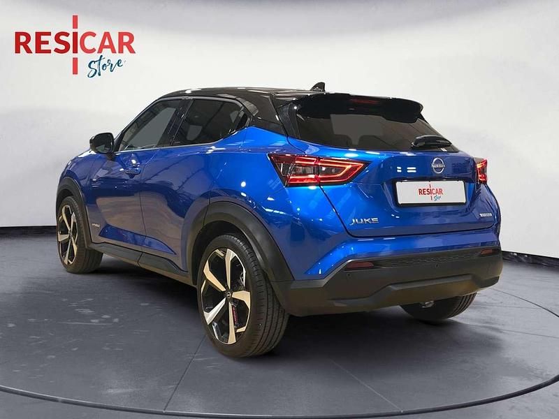 Usata Nissan Juke Tekna 94 CV (69 kW) 2022 Blu metallizzato / tetto nero SUV