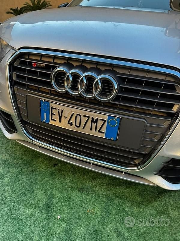 Usata Audi A1 S-Line 90 CV (66 kW) 2011 Grigio Utilitaria