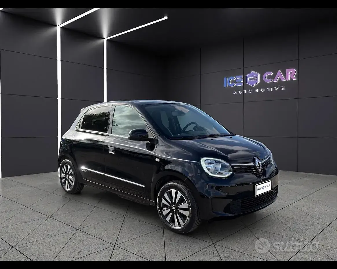 Usado Renault Twingo 30 kW (42 HP) 2023 Preto Citadino