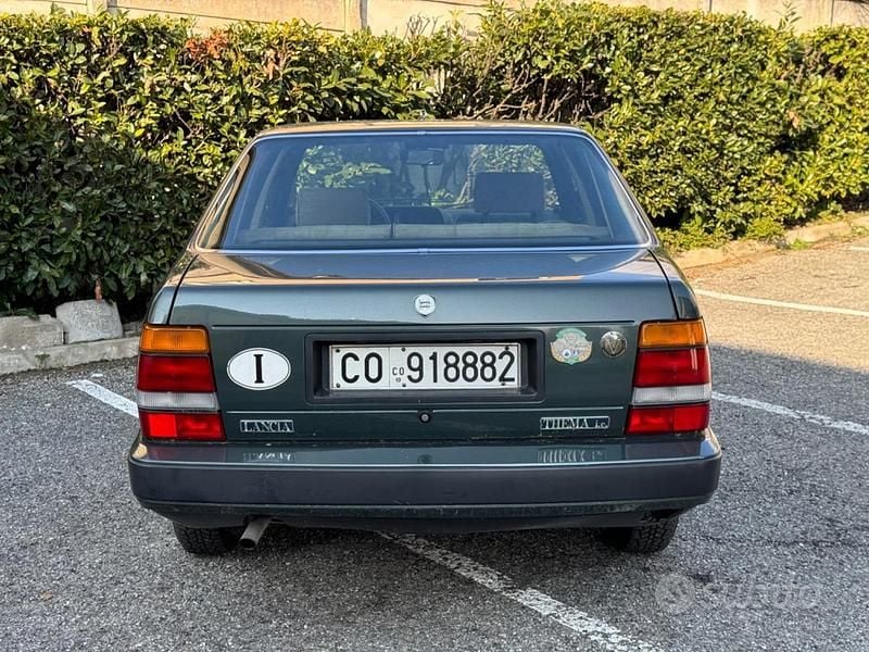 Käytetty Lancia Thema 120 HP (88 kW) 1987 Vihreä Sedan