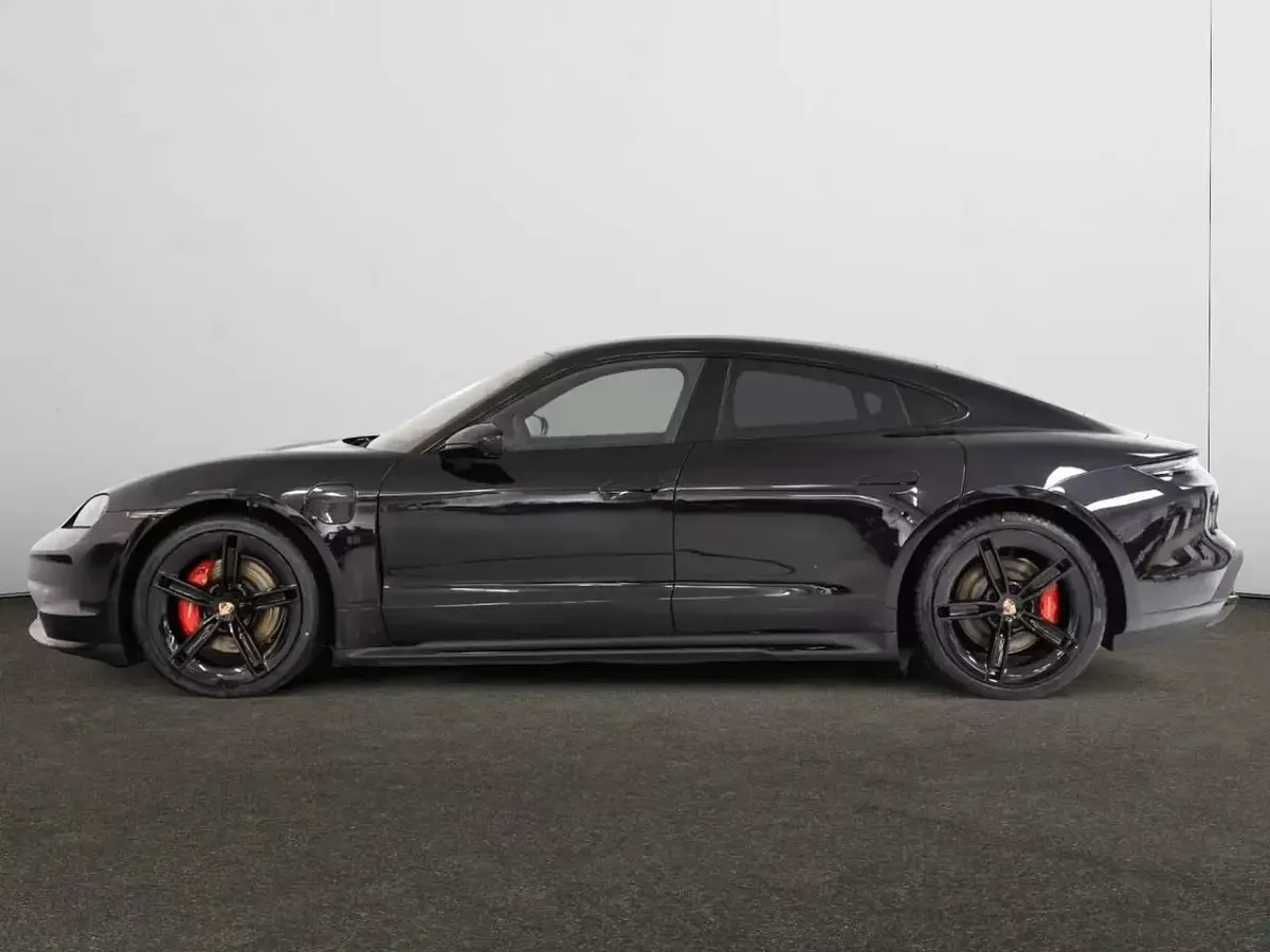 Usata Porsche Taycan 4S 439 kW (598 CV) 2024 Nero Berlina