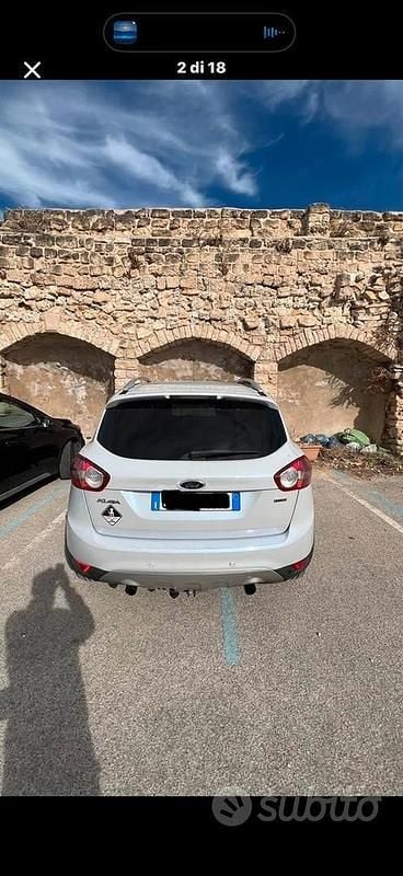 Usado Ford Kuga 163 CV (119 kW) 2010 Blanco SUV