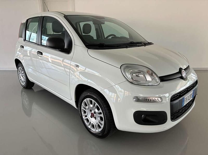 Usata Fiat Panda Easy 69 CV (50 kW) 2019 Bianco Utilitaria