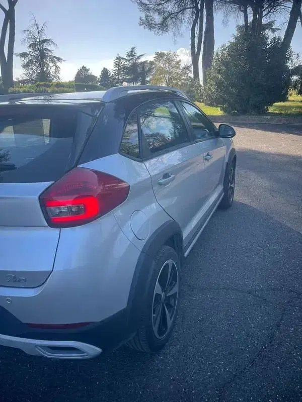 Usata DR DR 3.0 114 CV (83 kW) 2024 Argento SUV