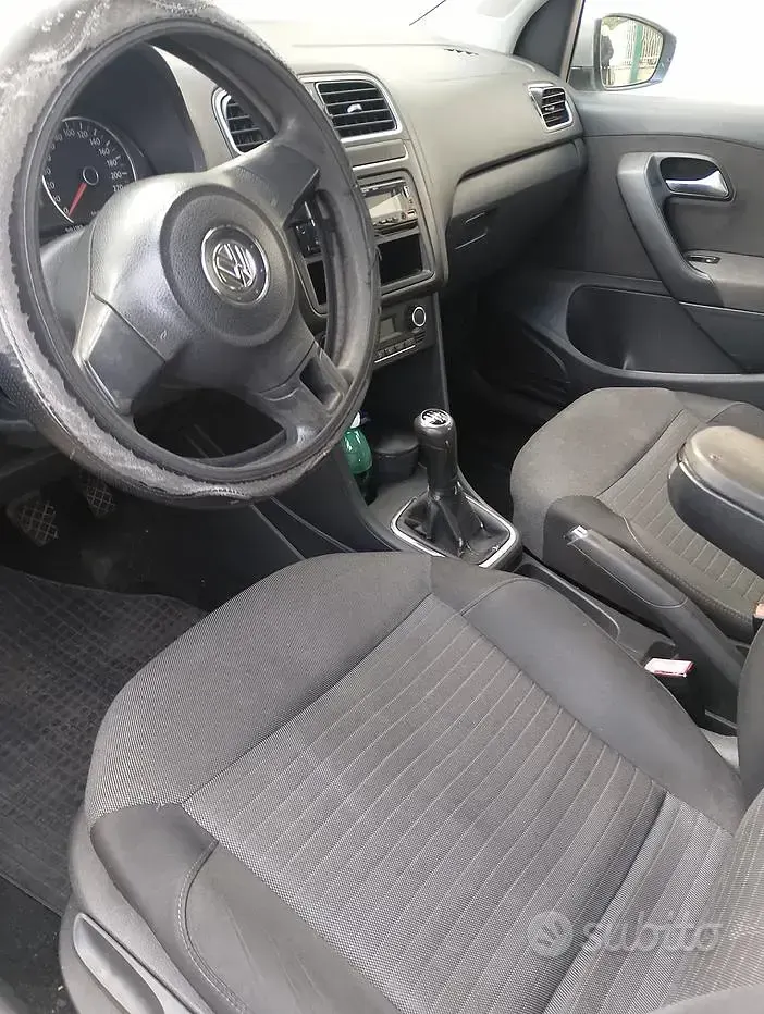 Usata VW Polo 85 CV (62 kW) 2009 Grigio Berlina