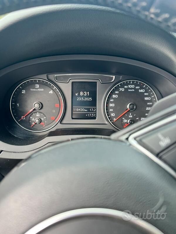 Usata Audi Q3 Business 150 CV (110 kW) 2016 Nero SUV