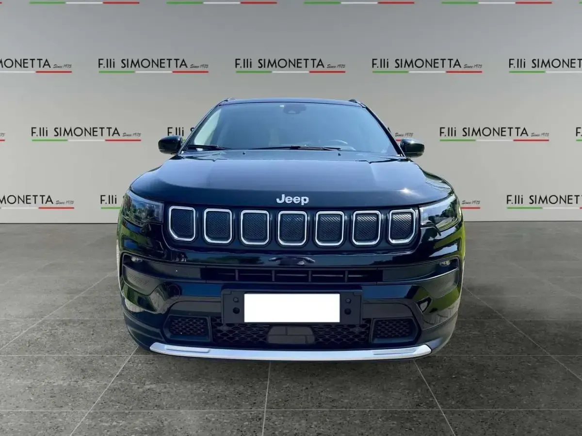 Usata Jeep Compass Limited 131 CV (96 kW) 2022 Nero SUV