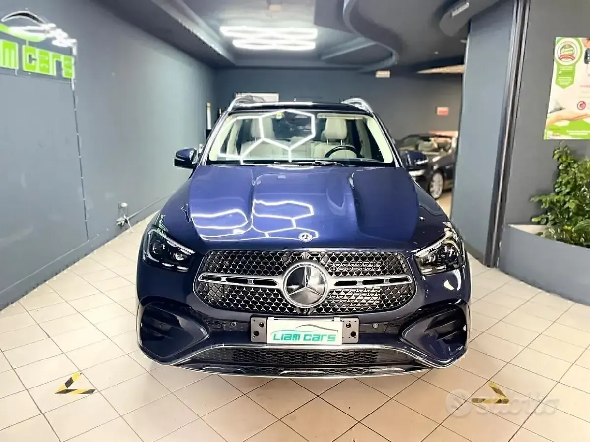 Usata Mercedes GLE300 AMG Line Premium Plus 269 CV (197 kW) 2024 Blu SUV