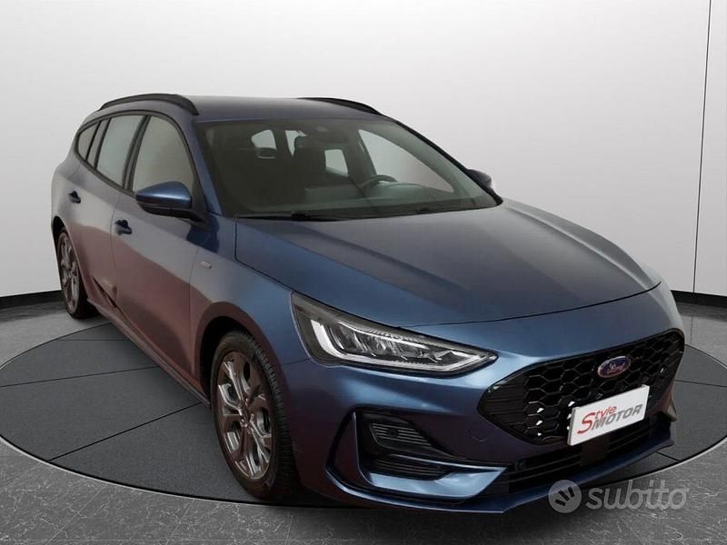 Usata Ford Focus ST 125 CV (91 kW) 2023 Blu Berlina