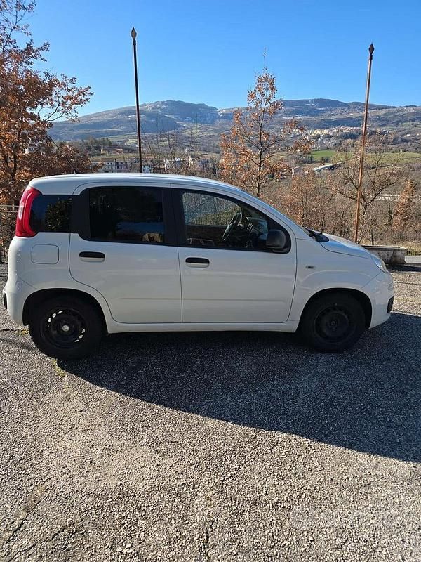 Usata Fiat Panda 69 CV (50 kW) 2016 Bianco Utilitaria