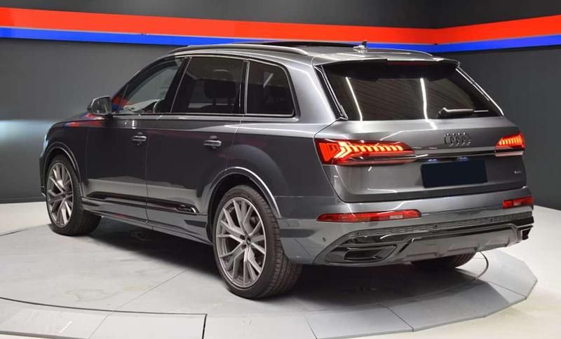 Begagnad Audi Q7 Sport 286 HK (210 kW) 2022 Grå SUV