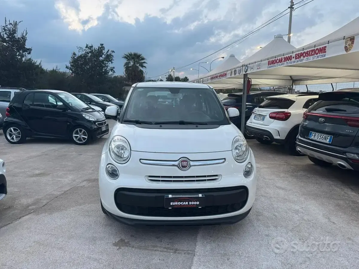 Usata Fiat 500L Lounge 105 CV (77 kW) 2014 Bianco Monovolume