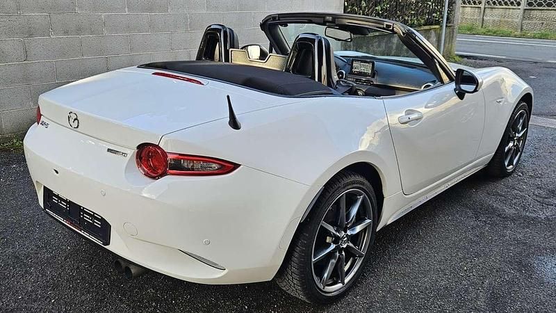 Usata Mazda MX5 Exclusive-Line 184 CV (135 kW) 2023 Bianco Cabrio