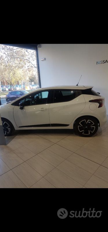 Usata Nissan Micra Acenta 92 CV (67 kW) 2022 Bianco Utilitaria