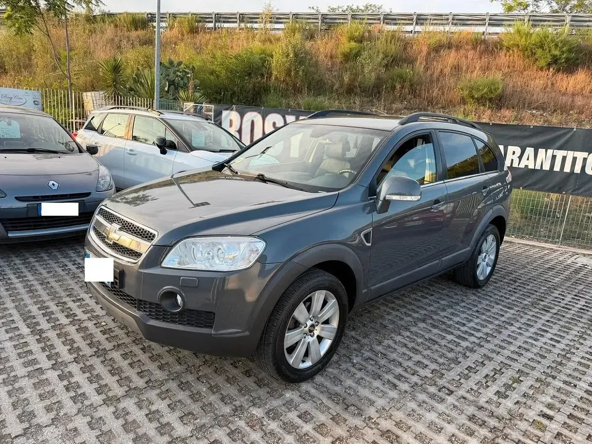 Usata Chevrolet Captiva LTZ 150 CV (110 kW) 2010 SUV