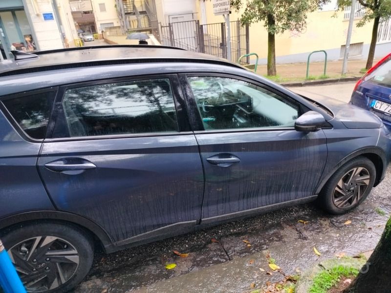 Usata Hyundai Bayon 84 CV (61 kW) 2021 Grigio SUV