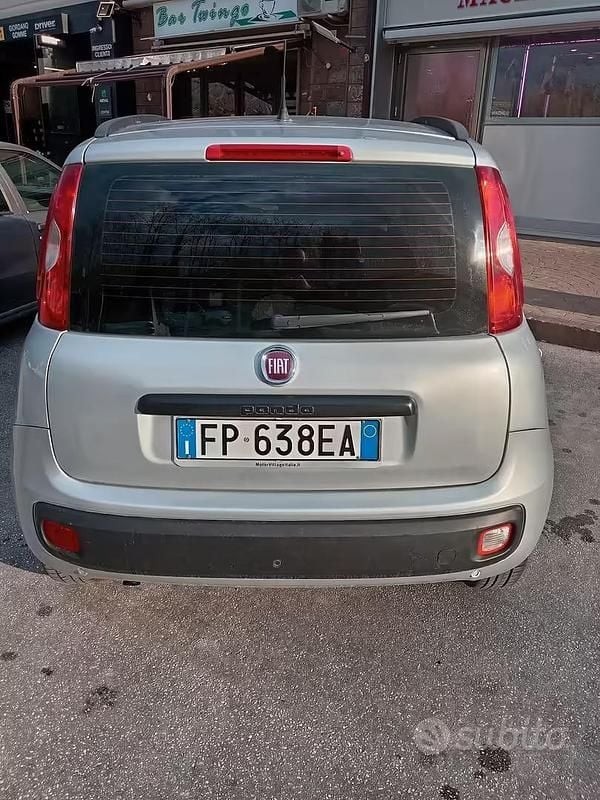Usata Fiat Panda 75 CV (55 kW) 2018 Grigio Utilitaria