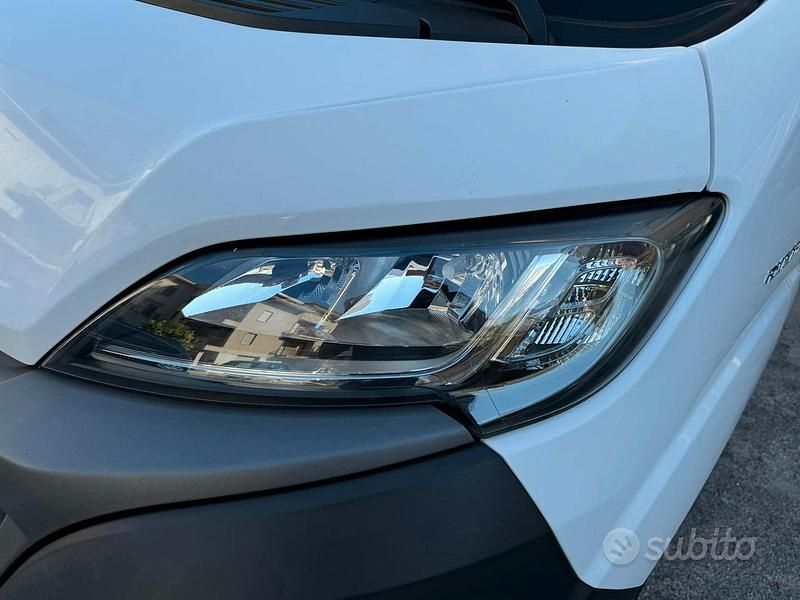 Begagnad Fiat Ducato 33 120 HK (88 kW) 2020 Vit Van
