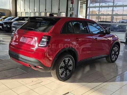 Nuova Fiat 600 110 CV (80 kW) 2025 SUV
