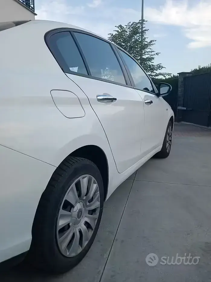 Usata Fiat Tipo 95 CV (69 kW) 2017 Bianco Berlina