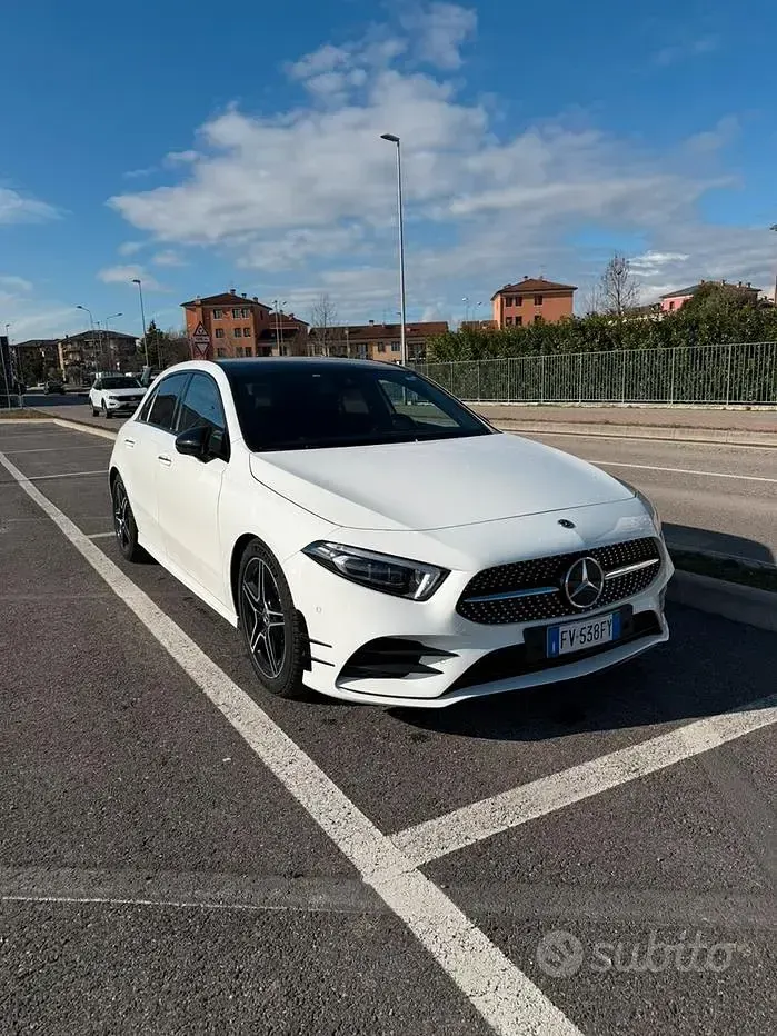 Usata Mercedes A200 150 CV (110 kW) 2019 Bianco Berlina
