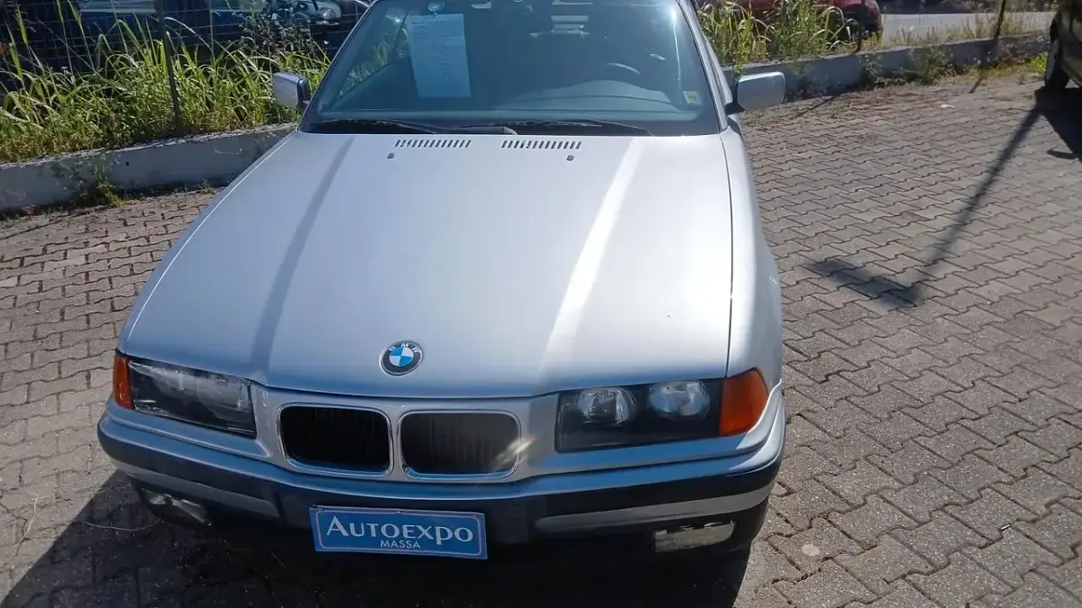 Usata BMW 320 Cabriolet 150 CV (110 kW) 1995 Argento Cabrio