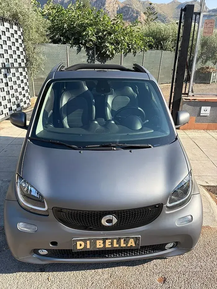 Usata Smart ForTwo Cabrio 90 CV (66 kW) 2019 Nero Cabrio