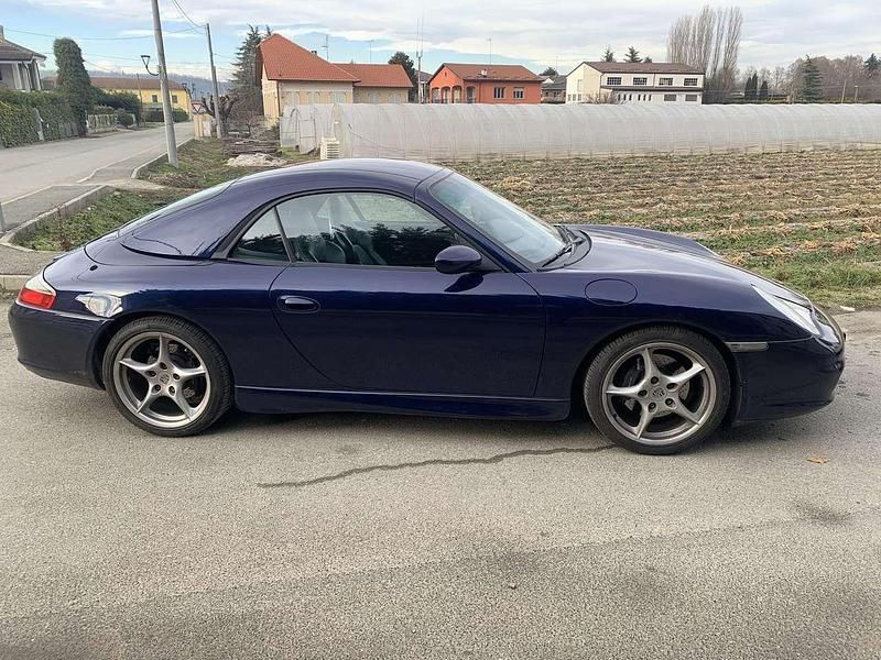 Usata Porsche 911 Carrera Cabriolet 320 CV (235 kW) 2002 Other Cabrio
