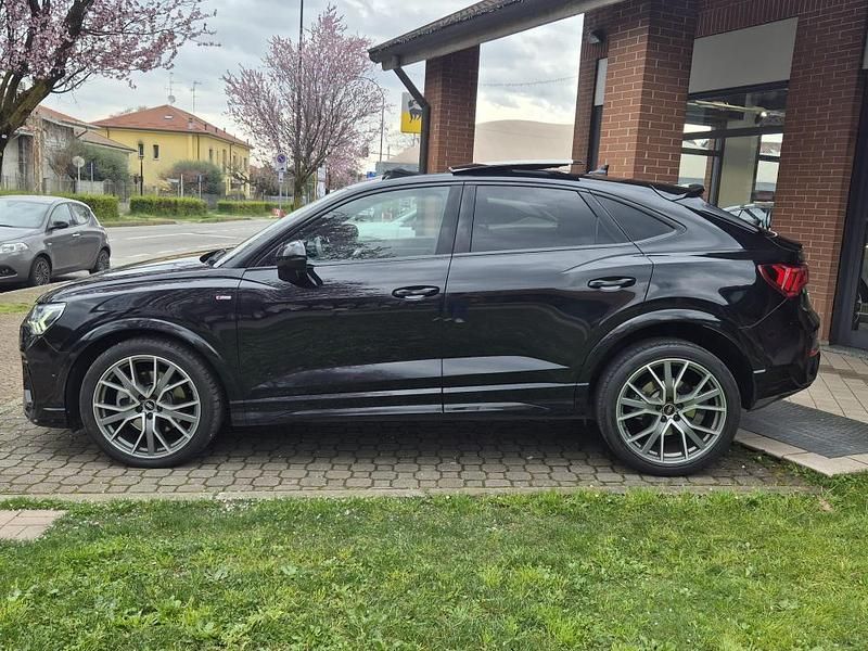 Usata Audi Q3 Sportback Design 200 CV (147 kW) 2021 Nero SUV