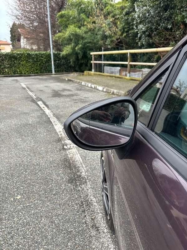 Usata Ford Fiesta Titanium 82 CV (60 kW) 2009 Lilla Utilitaria