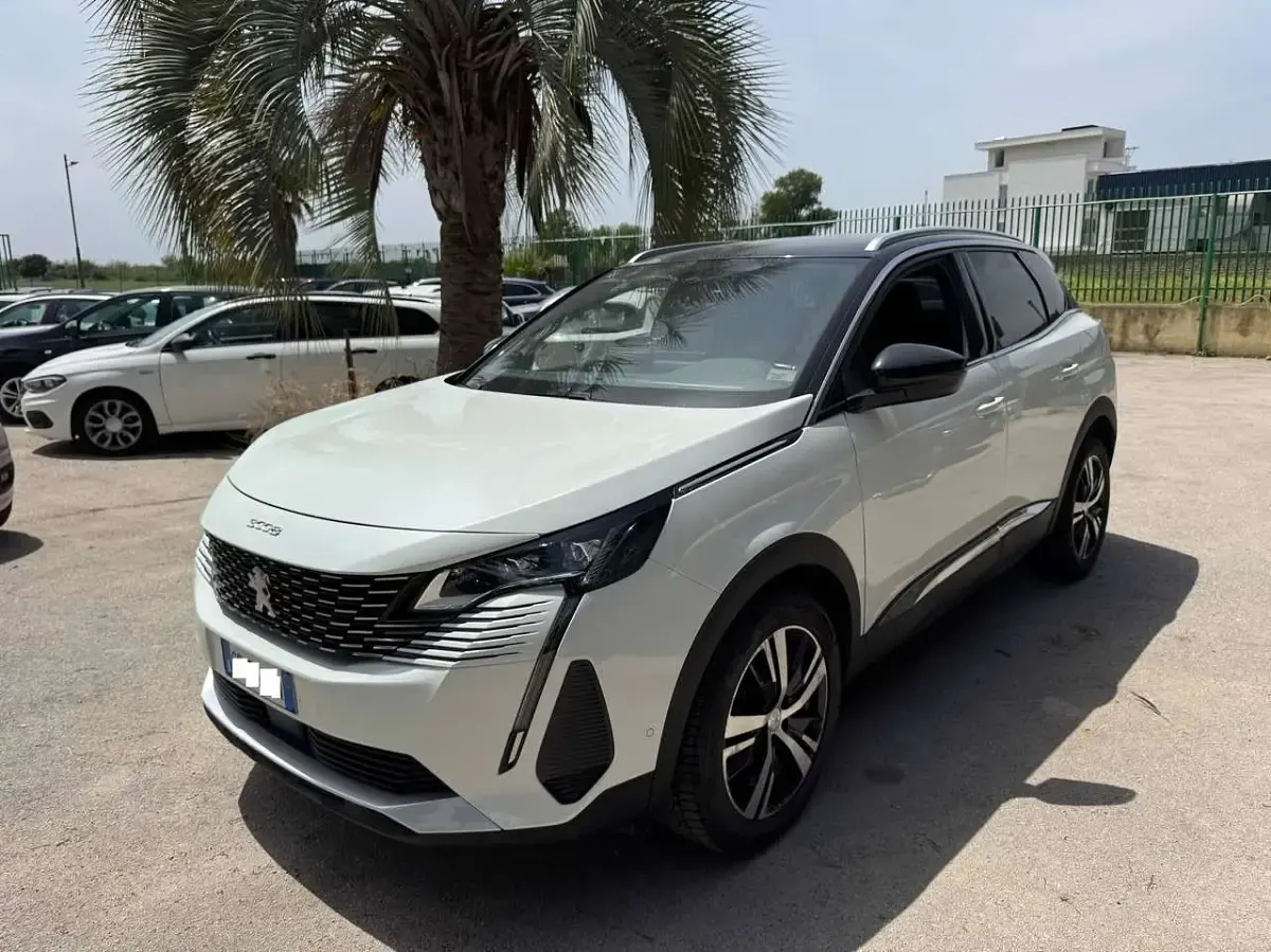 Usata Peugeot 3008 GT 131 CV (96 kW) 2021 Bianco SUV