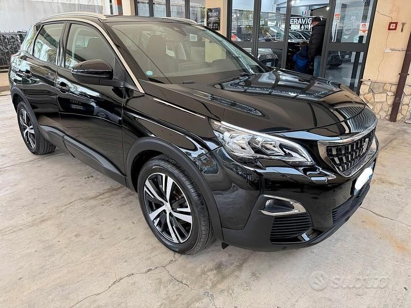 Usata Peugeot 3008 Allure 130 CV (95 kW) 2019 Nero Station wagon