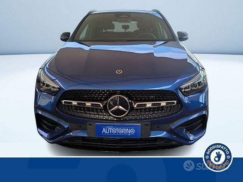 Usata Mercedes GLA180 AMG Line Premium 115 CV (84 kW) 2025 Blu SUV
