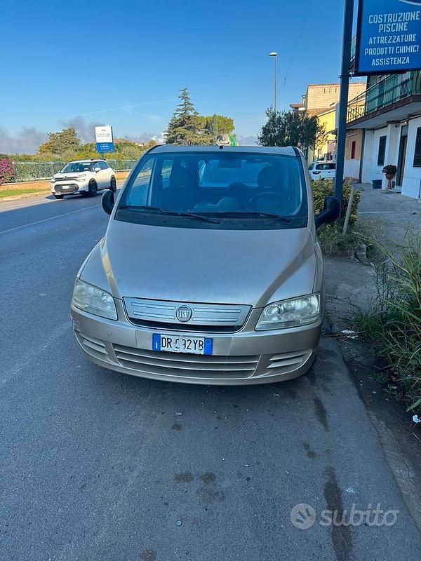 Usata 2009 Fiat Multipla Monovolume | 900 € (Super prezzo) - Immagine 1/4