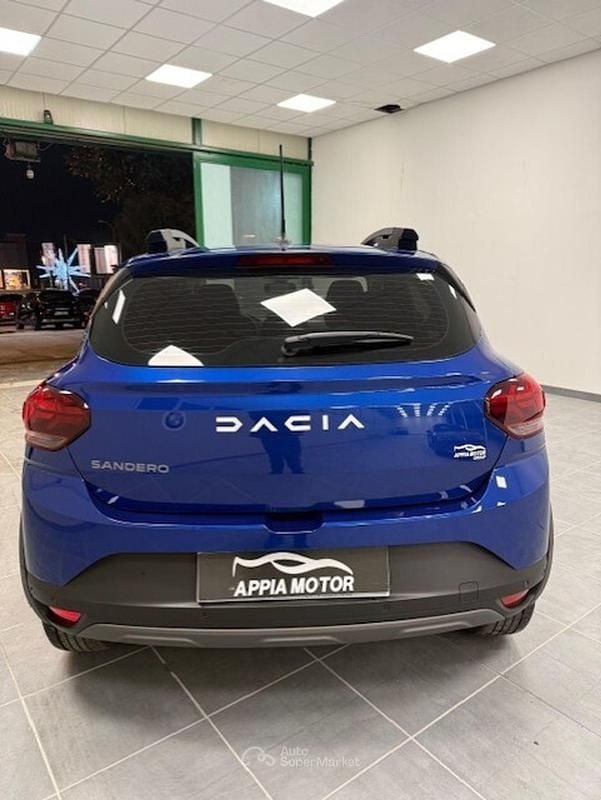 Usata Dacia Sandero Stepway 101 CV (74 kW) 2023 Blu Berlina