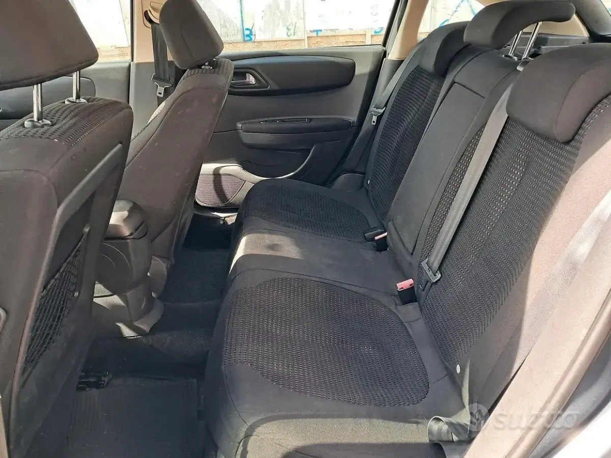Usata Citroën C4 109 CV (80 kW) 2009 Grigio Berlina